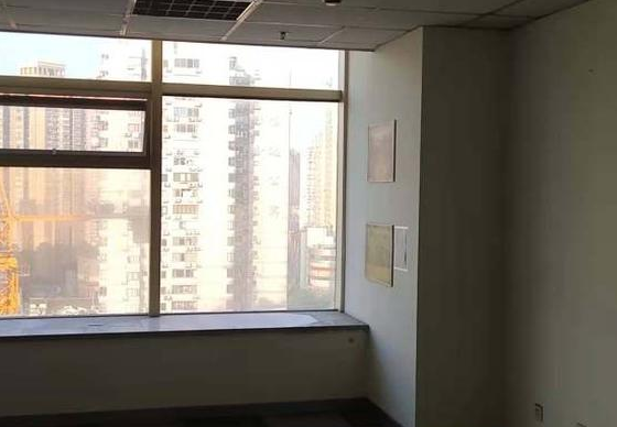 宝华大厦 93m²办公室 4.7元/m²/天 简单装修