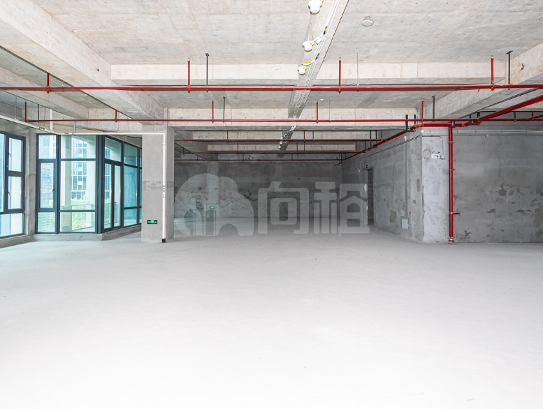丰隆虹桥中心写字楼 512m²办公室出租 4.6元/m²/天 简单装修