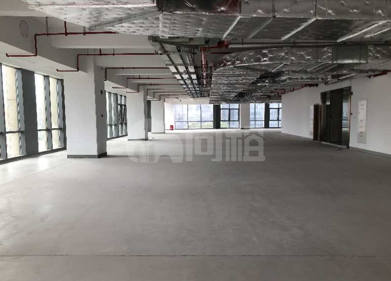 中国联通南方基地写字楼 1600m²办公室出租 5.2元/m²/天 简单装修