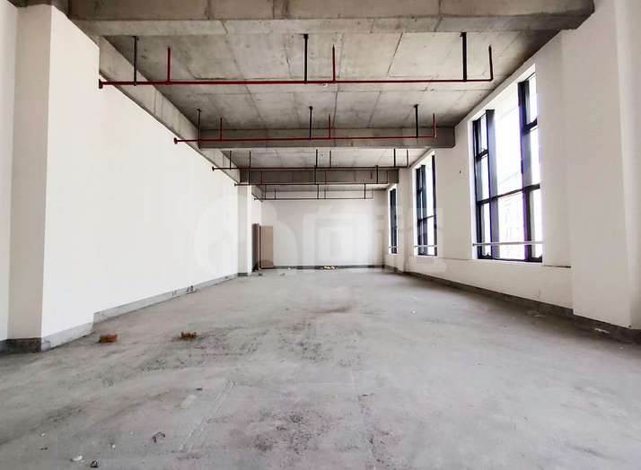 同济创园写字楼 181m²办公室出租 3.5元/m²/天 中等装修