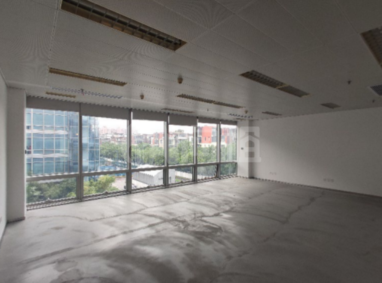 上海德国中心写字楼 287m²办公室出租 6.2元/m²/天 简单装修