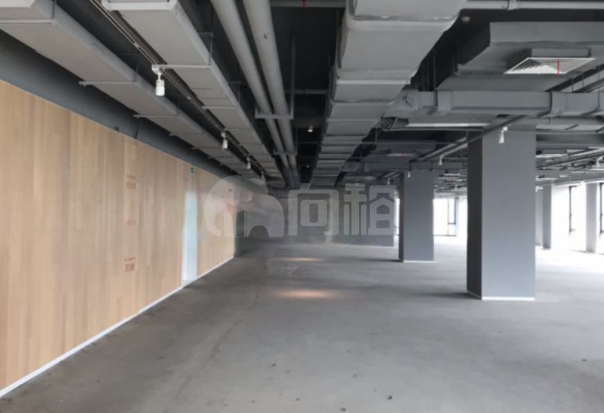 上海智城写字楼 2737m²办公室出租 1.5元/m²/天 简单装修