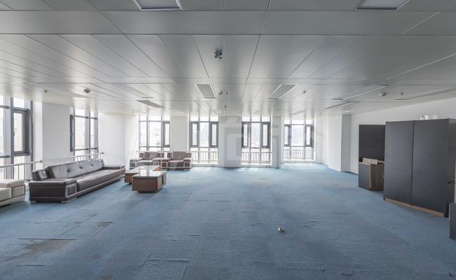 文通大厦 360m²办公室 4.6元/m²/天 简单装修