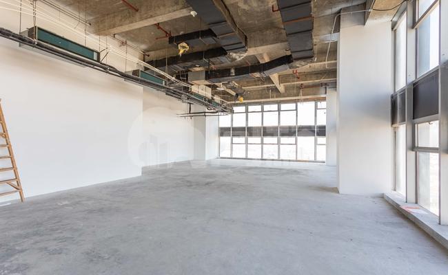 珠江创意中心写字楼 270m²办公室 4.59元/m²/天 毛坯
