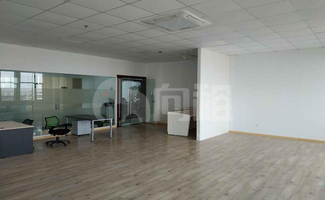 尚大国际 1209m²办公室 2.9元/m²/天 中等装修