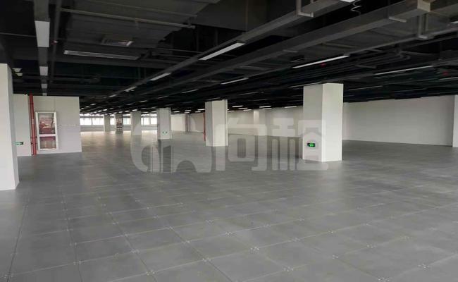 矽岸国际 200m²办公室 4.4元/m²/天 简单装修