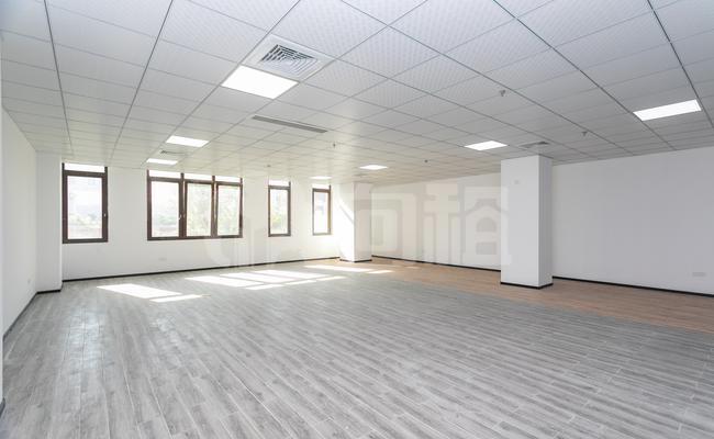 海宏科创 180m²办公室 1.7元/m²/天 中等装修