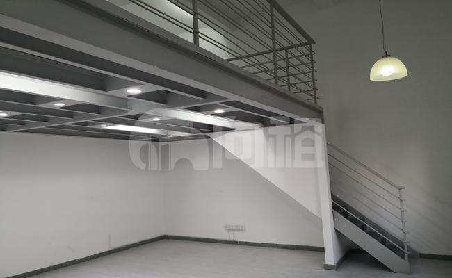 康琳创意园 65m²办公室 3元/m²/天 简单装修