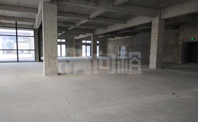 吴淞生态产业园 2200m²办公室 1.5元/m²/天 简单装修