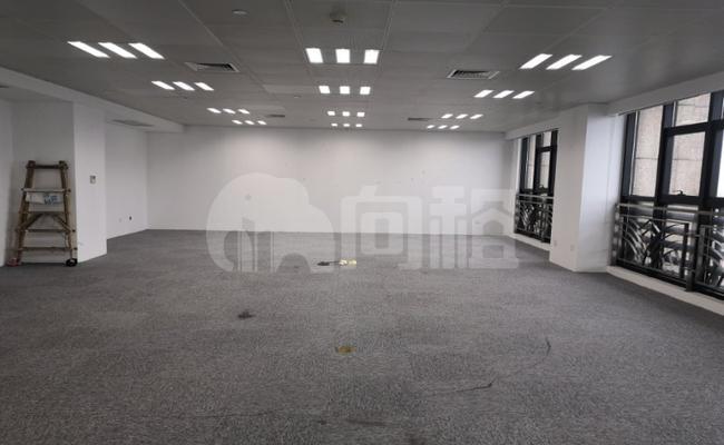 南翔商务中心 145m²办公室 2.5元/m²/天 精品装修