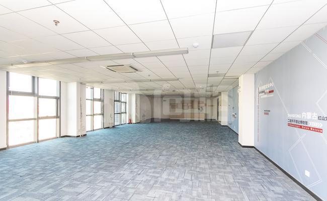 新桥商务中心 346m²办公室 4.1元/m²/天 中等装修