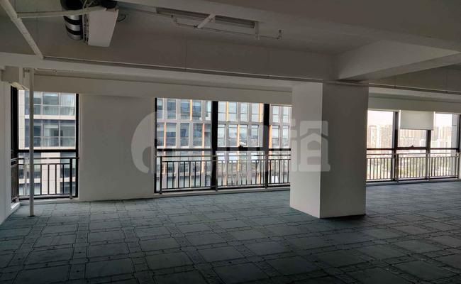 H88越虹广场写字楼 310m²办公室 4.77元/m²/天 中等装修