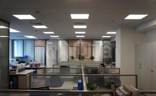 绿地汇创国际大厦 315m²办公室 4元/m²/天 精品装修