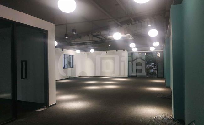 长宁德必易园写字楼 140m²办公室 6.12元/m²/天 中等装修
