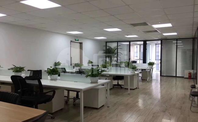 上海杨浦科技创业中心 234m²办公室 2.9元/m²/天 中等装修