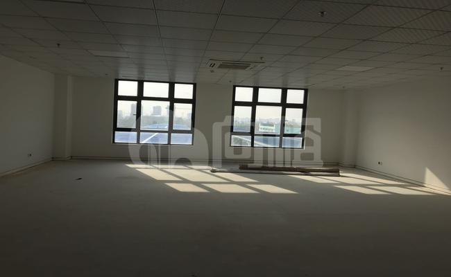凯龙莘庄商务园 105m²办公室 2.7元/m²/天 中等装修