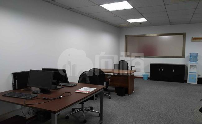 三林金融众创空间 60m²办公室 2.9元/m²/天 中等装修