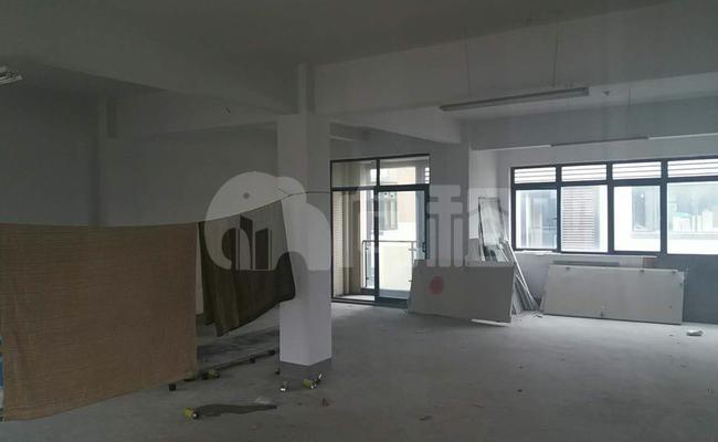 南翔企业公馆 245m²办公室 1.1元/m²/天 毛坯