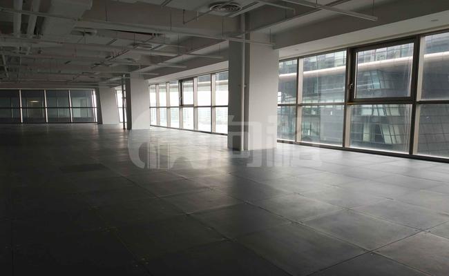 西郊产业园 340m²办公室 3.1元/m²/天 简单装修