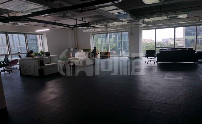 喜讯工业园 360m²办公室 1.7元/m²/天 简单装修