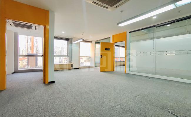 静安德必WE写字楼 300m²办公室 6.12元/m²/天 精品装修