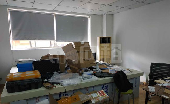 上海波阳创业园 28m²办公室 3.3元/m²/天 精品装修