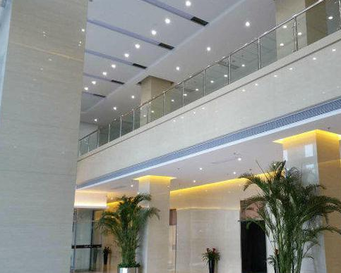 中环科技园 130m²办公室 2.5元/m²/天 简单装修