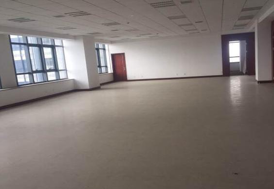 歆翱国际电商大厦 153m²办公室 1.6元/m²/天 简单装修