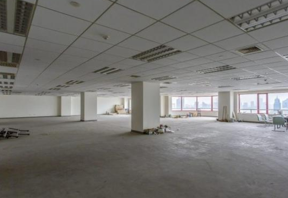 久事商务大厦写字楼 617m²办公室 7.92元/m²/天 中等装修