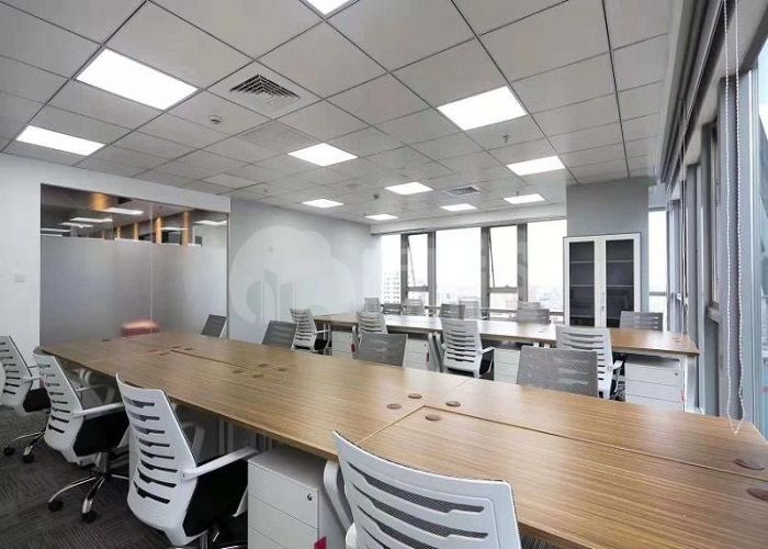 张江日月光写字楼 603m²办公室 4.5元/m²/天 精品装修