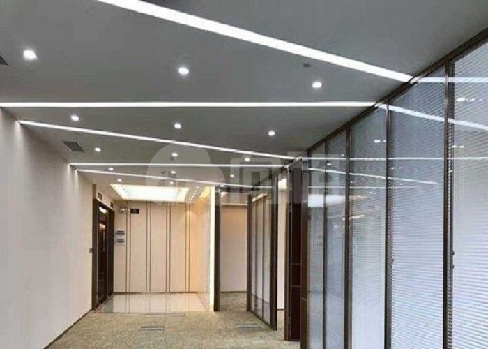 静安嘉里中心写字楼 229m²办公室 10.63元/m²/天 精品装修