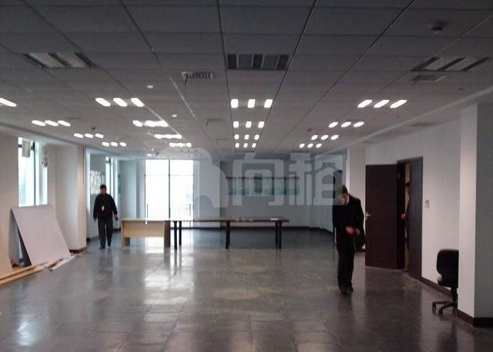 环球实业大厦写字楼 248m²办公室 4.5元/m²/天 简单装修