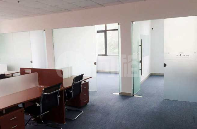 宏欣科技设计创意园 160m²办公室出租 4.5元/m²/天 简单装修