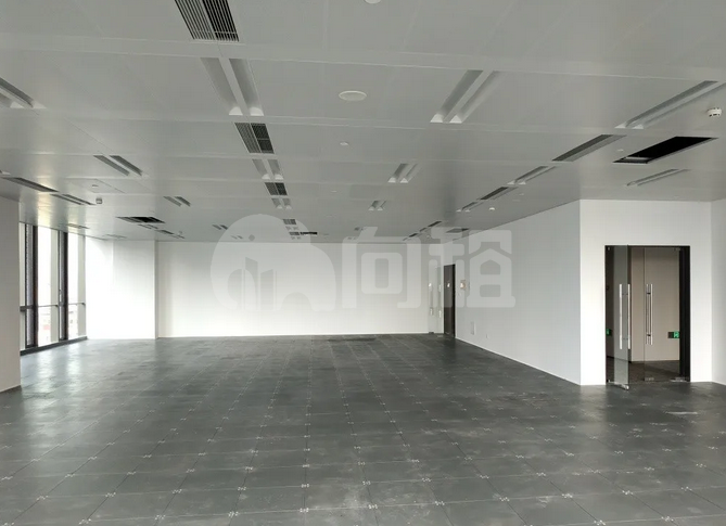 浙铁绿城长风中心 1000m²办公室出租 3.9元/m²/天 简单装修