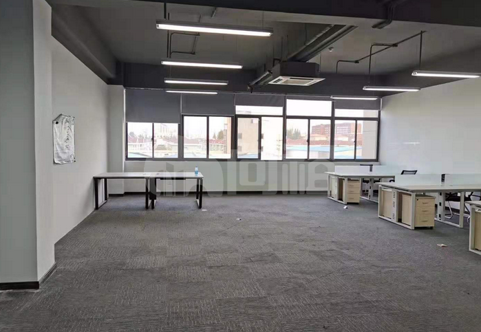 幸福里写字楼 300m²办公室 5.85元/m²/天 简单装修