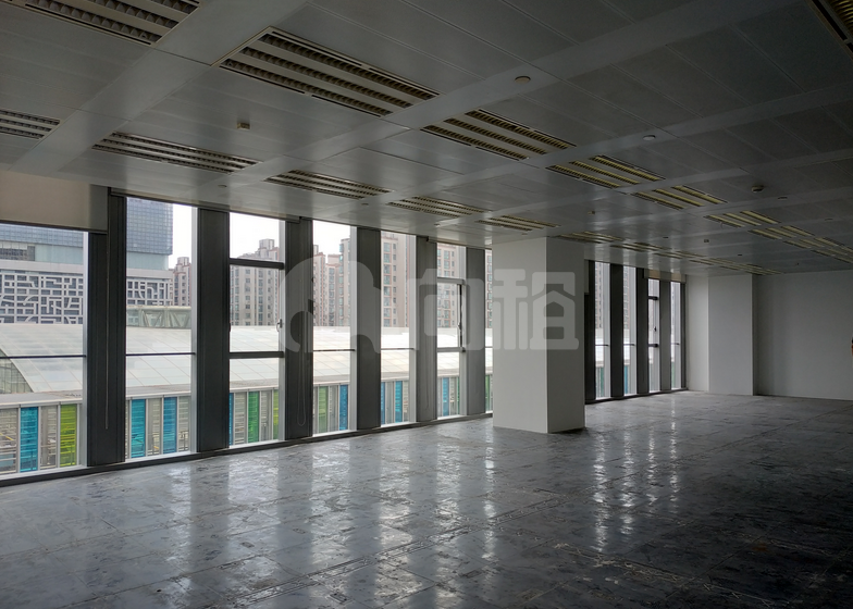 紫竹国际大厦写字楼 246m²办公室 6.3元/m²/天 简单装修