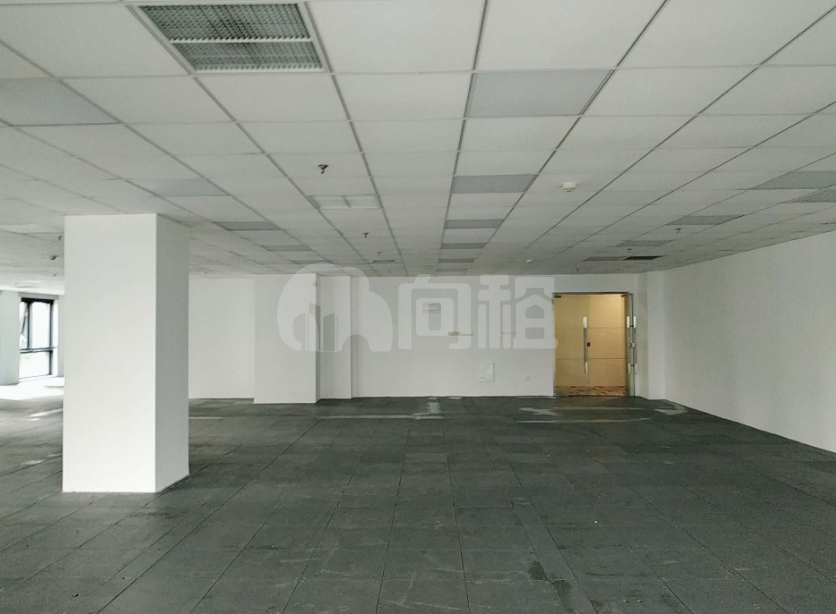 光启文化广场写字楼 378m²办公室 5.31元/m²/天 简单装修