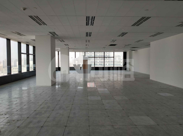 上海环贸广场写字楼 1050m²办公室出租 12元/m²/天 精品装修