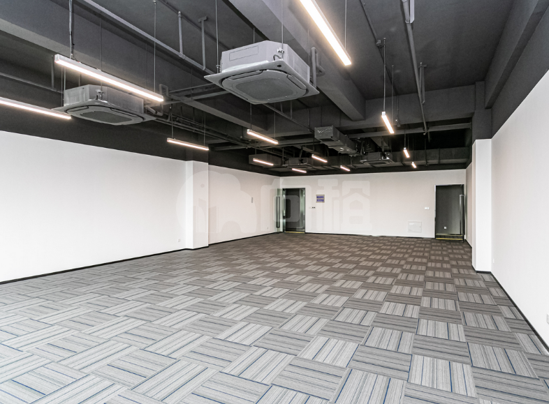 环普云创科技园写字楼 172m²办公室出租 2.3元/m²/天 中等装修