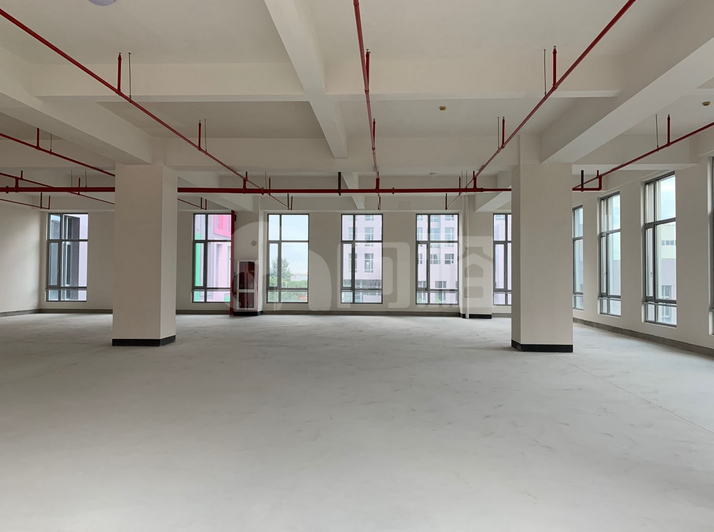开幕啦城市更新园写字楼 121m²办公室出租 1.8元/m²/天 简单装修