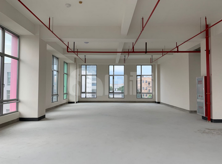 开幕啦城市更新园写字楼 142m²办公室出租 1.8元/m²/天 简单装修