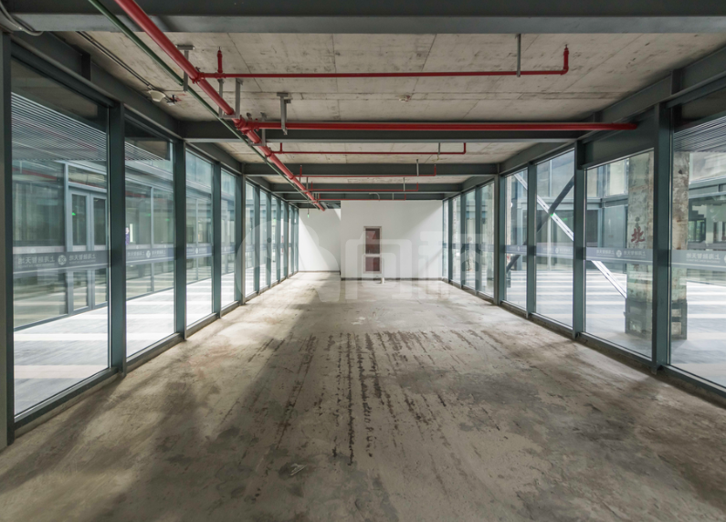 上海融智天地写字楼 342m²办公室出租 8元/m²/天 简单装修