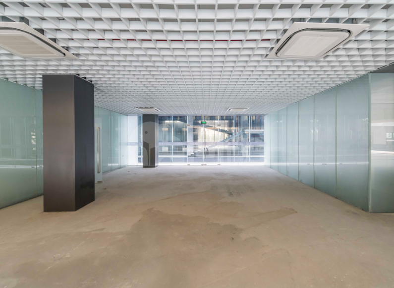 上海融智天地写字楼 129m²办公室出租 8.5元/m²/天 简单装修