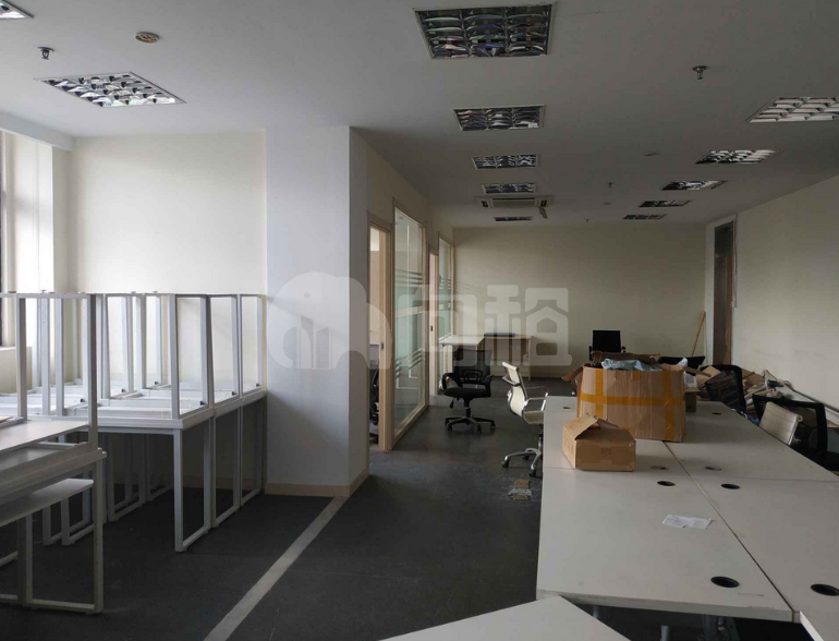 东华创意园写字楼 260m²办公室出租 6元/m²/天 简单装修