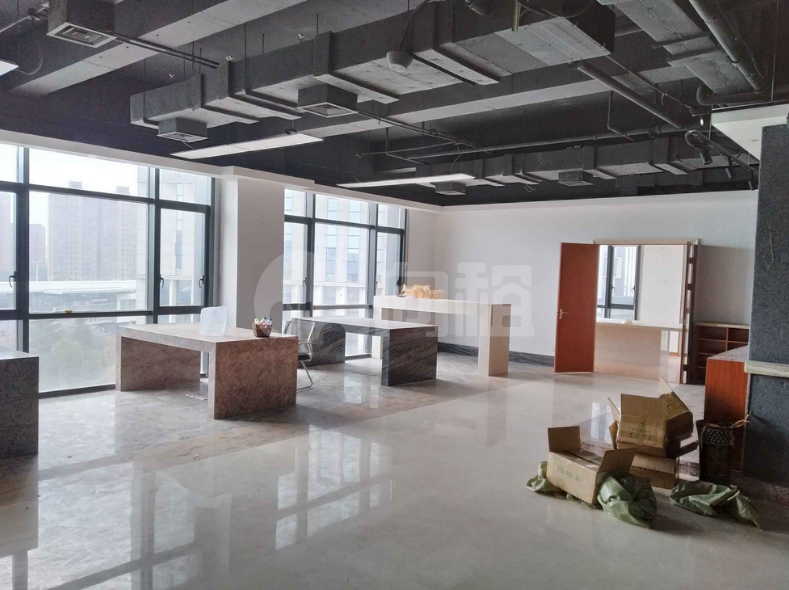 同济创园写字楼 186m²办公室出租 3.5元/m²/天 中等装修