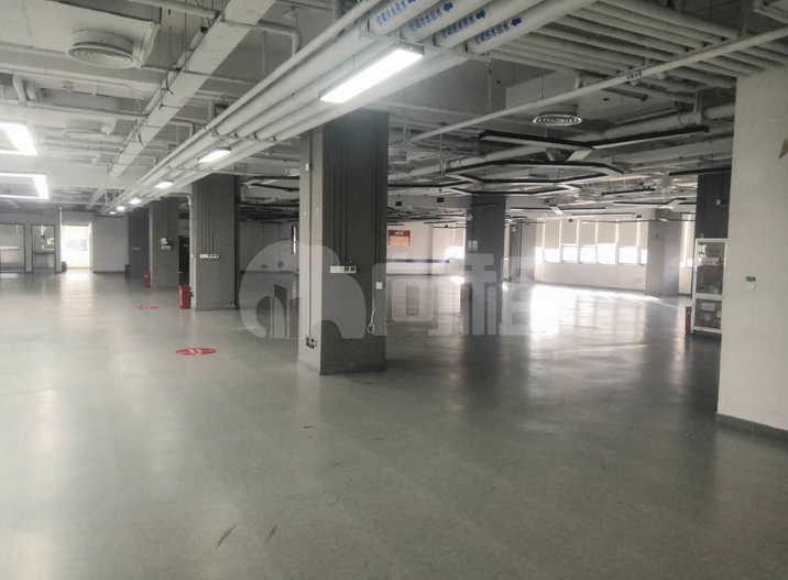 星联科技园写字楼 1690m²办公室出租 4.5元/m²/天 简单装修