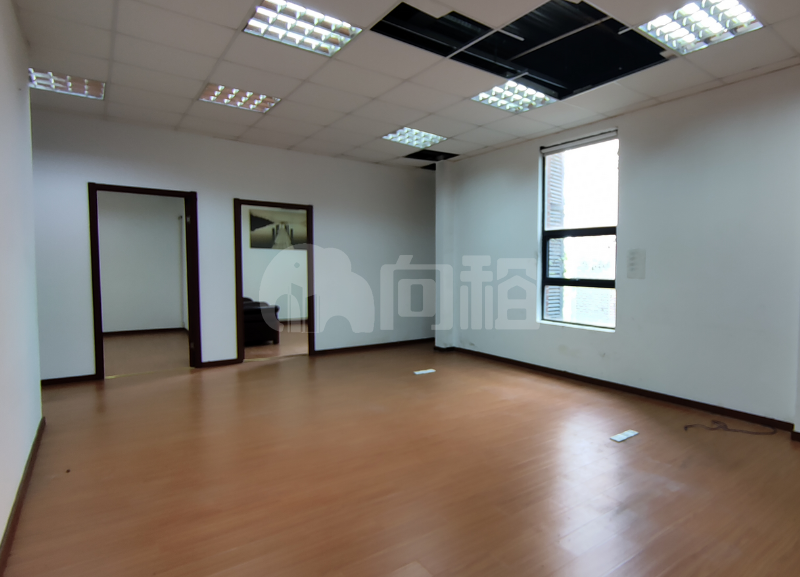 金桥谷创意园写字楼 160m²办公室出租 2.6元/m²/天 简单装修