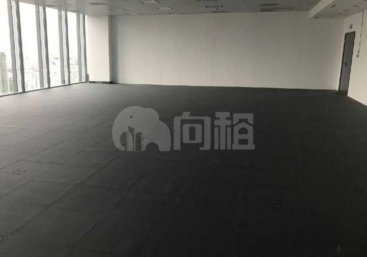 越洋广场写字楼 150m²办公室出租 10元/m²/天 简单装修