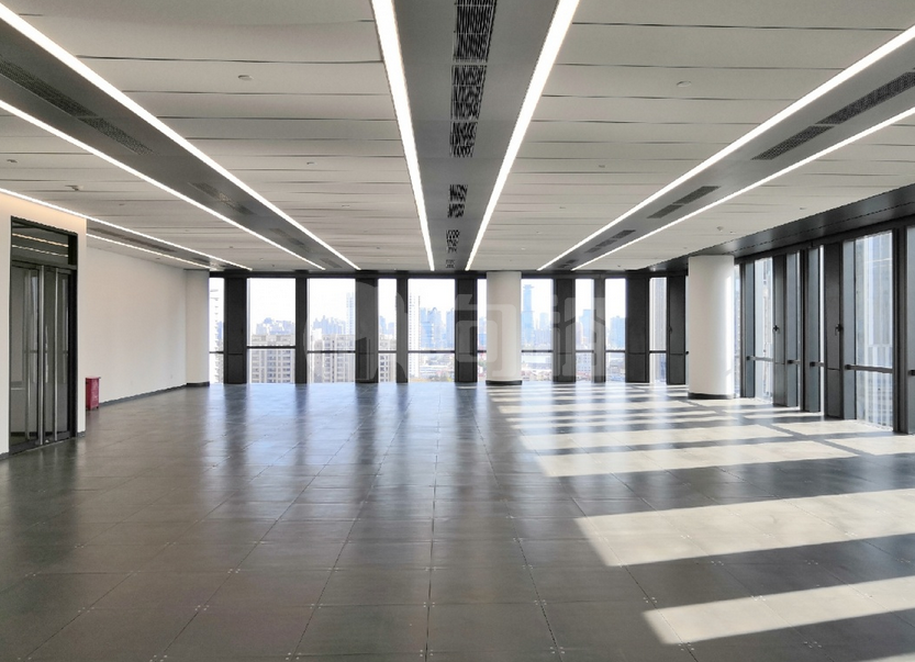 燕舞东方保利广场写字楼 455m²办公室出租 6.3元/m²/天 简单装修