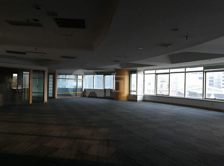 泛太平洋大厦写字楼 504m²办公室出租 4.3元/m²/天 简单装修